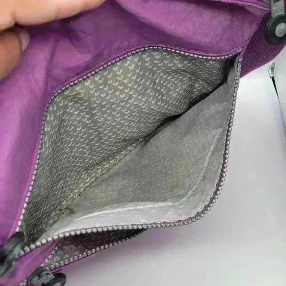 Kipling Alvar Crossbody Bag Travel Purse Purple Adjustable Strap Zip Closure - Picture 5 of 12